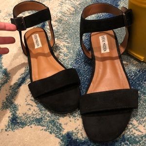Black Steve Madden Sandals